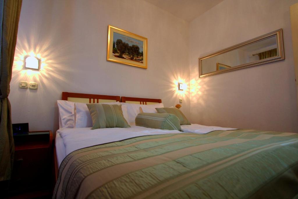 Apartments Belvedere Bol Kamer foto