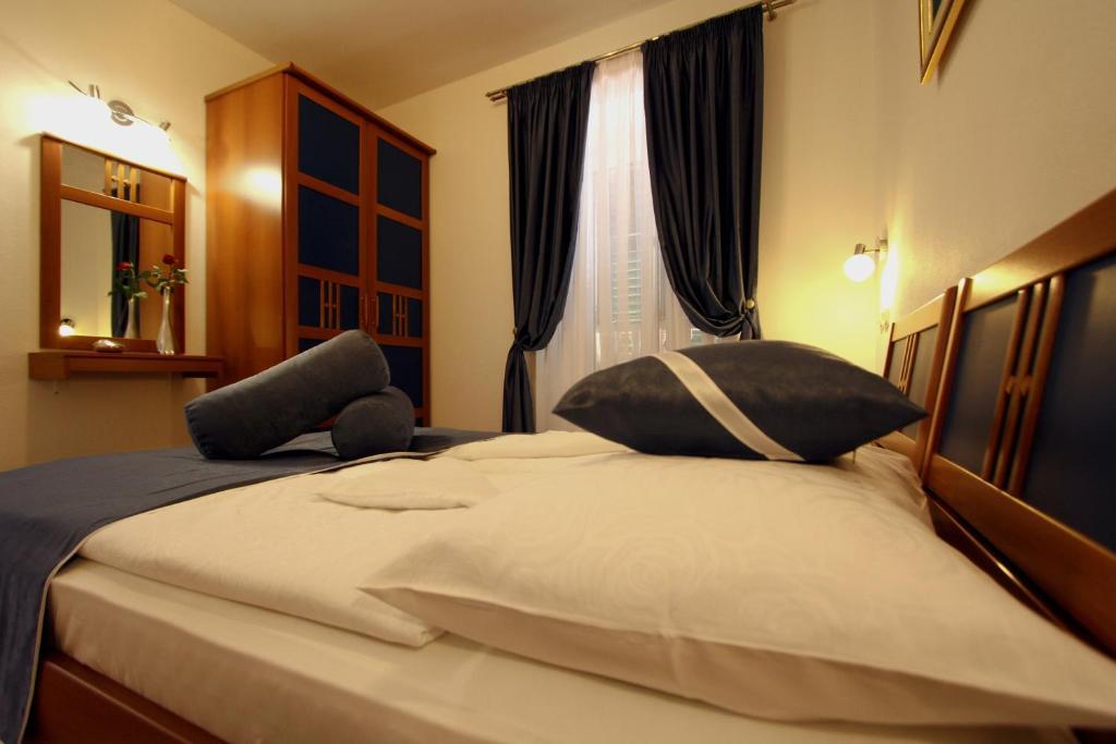 Apartments Belvedere Bol Kamer foto